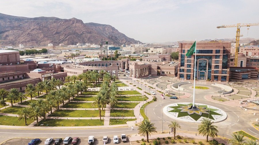 جامعة طيبة ضمن القائمة المختصرة لجوائز Awards Arab World