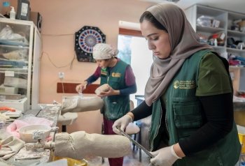 طبية وغذائية.. السعودية تقدم مساعدات جديدة في 5 دول