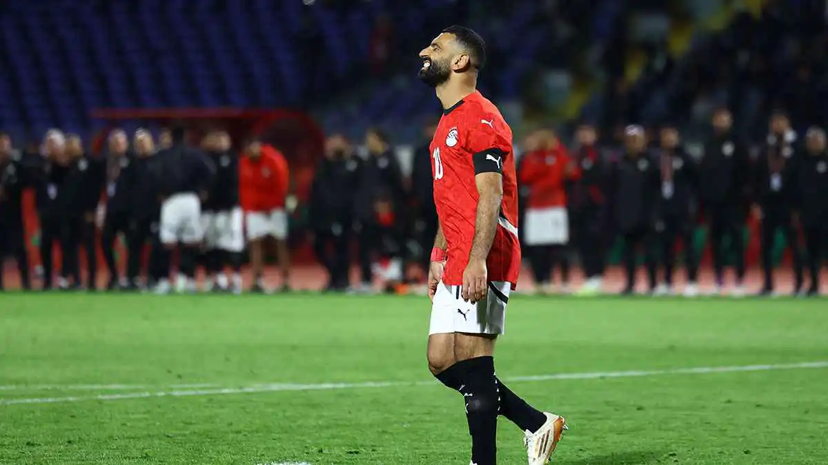 لماذا أهدر محمد صلاح ركلة الترجيح أمام نيجيريا؟